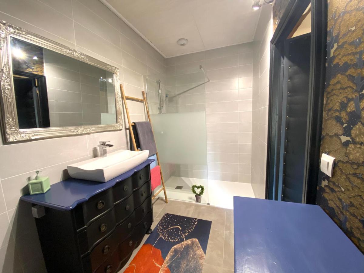 O Clair De Lune Au Coeur De Sarlat - Chambres Climatisees - Parking Prive - Piscine Chauffee - Spa Et Massages エクステリア 写真
