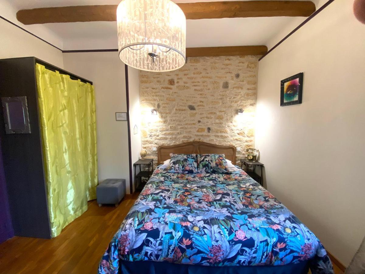 O Clair De Lune Au Coeur De Sarlat - Chambres Climatisees - Parking Prive - Piscine Chauffee - Spa Et Massages エクステリア 写真