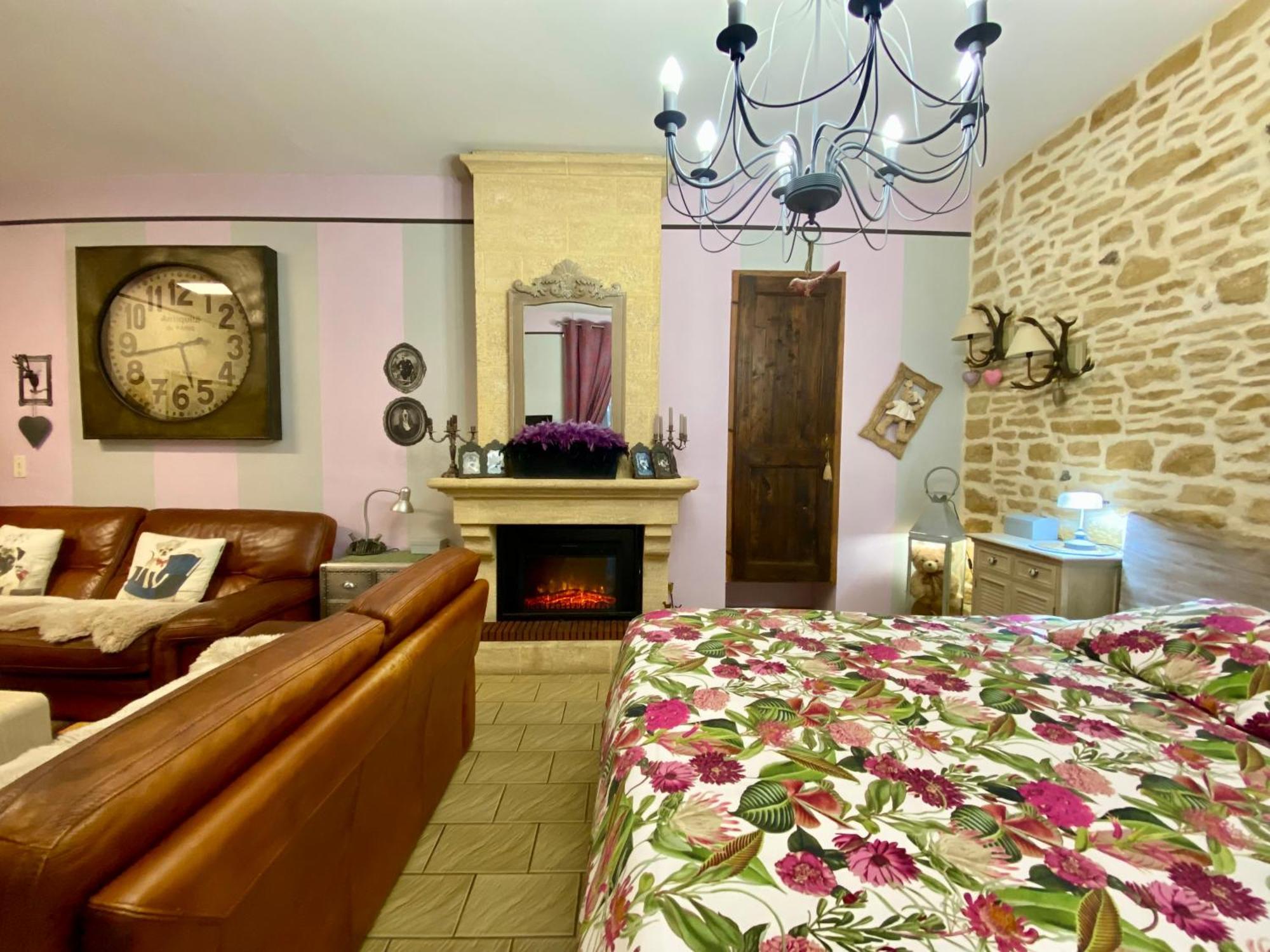 O Clair De Lune Au Coeur De Sarlat - Chambres Climatisees - Parking Prive - Piscine Chauffee - Spa Et Massages エクステリア 写真