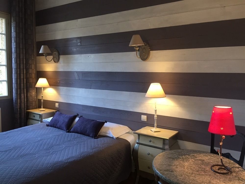 O Clair De Lune Au Coeur De Sarlat - Chambres Climatisees - Parking Prive - Piscine Chauffee - Spa Et Massages エクステリア 写真