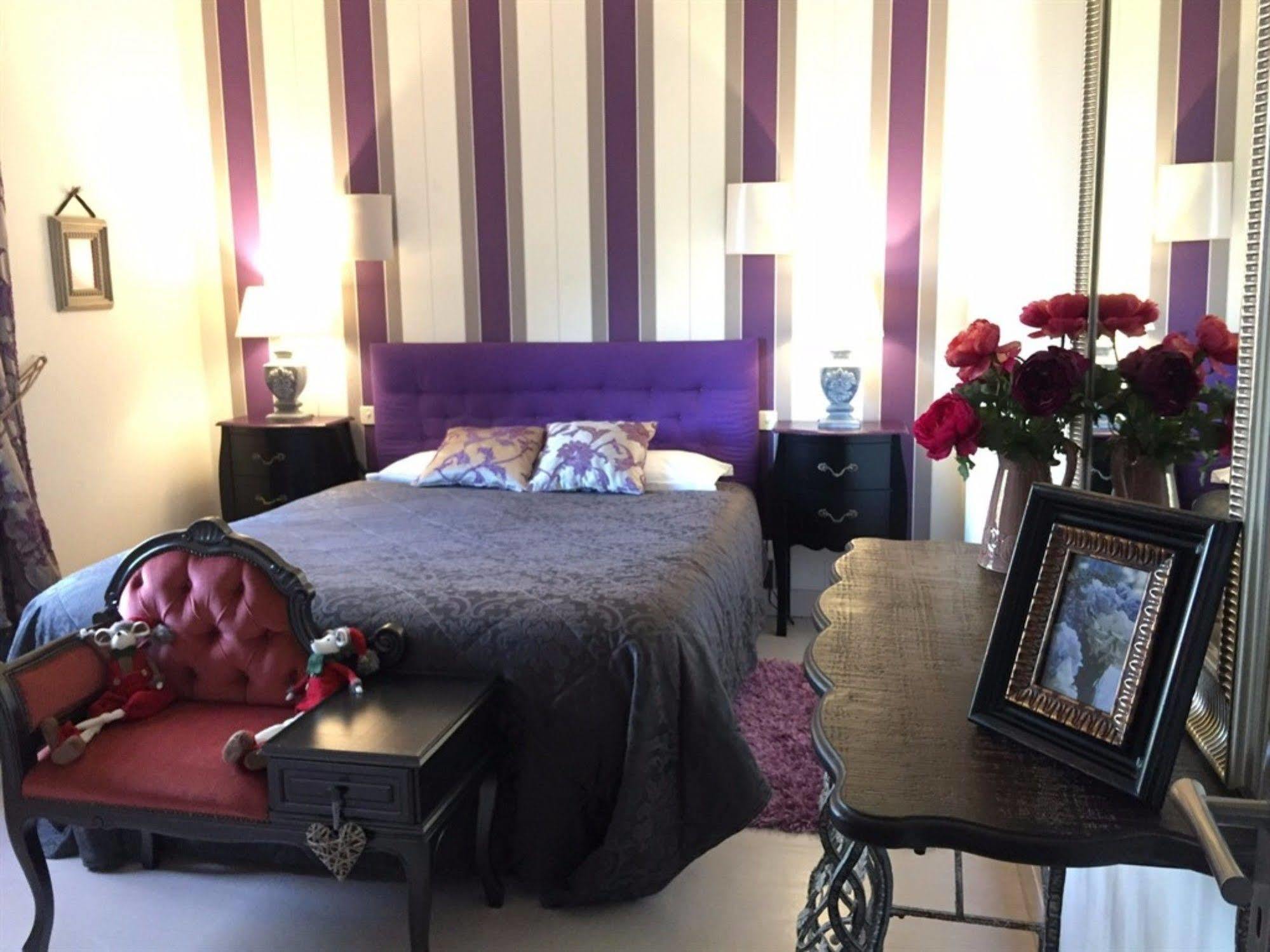 O Clair De Lune Au Coeur De Sarlat - Chambres Climatisees - Parking Prive - Piscine Chauffee - Spa Et Massages エクステリア 写真