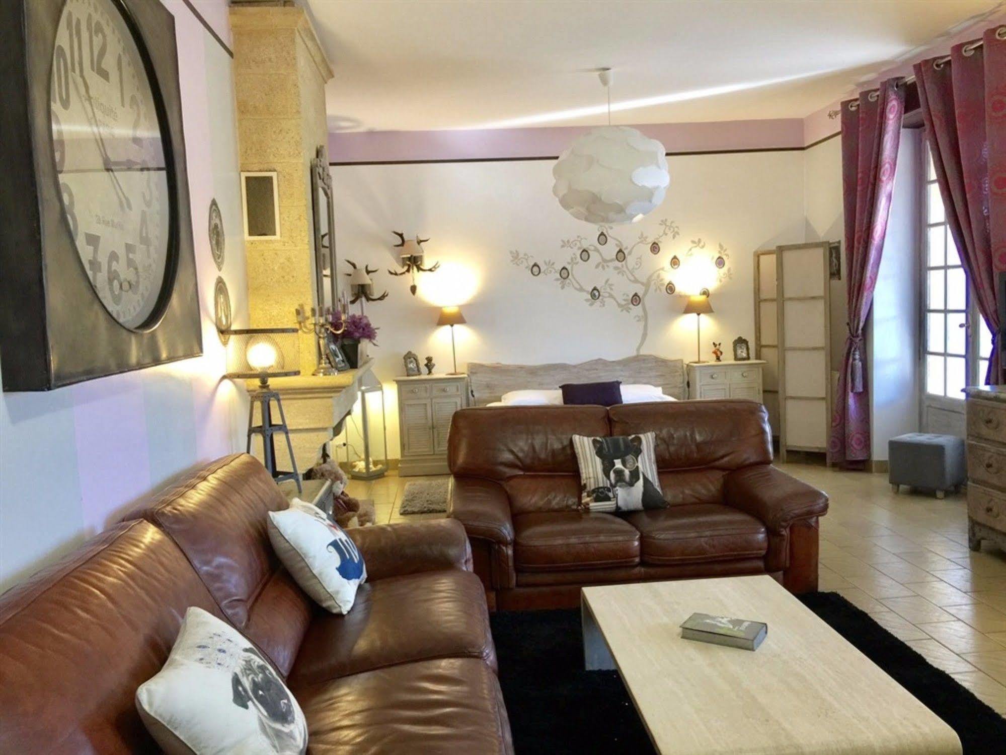 O Clair De Lune Au Coeur De Sarlat - Chambres Climatisees - Parking Prive - Piscine Chauffee - Spa Et Massages エクステリア 写真