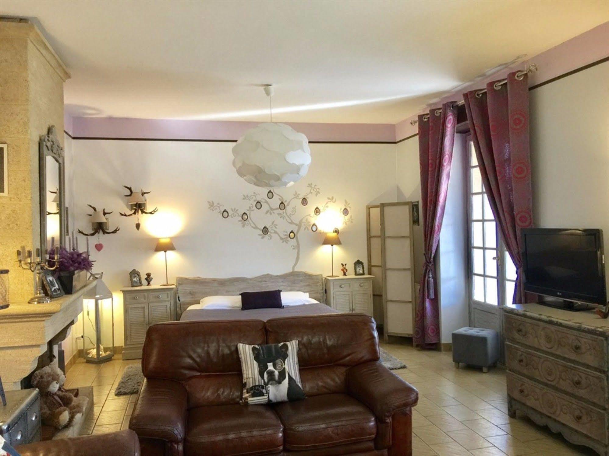 O Clair De Lune Au Coeur De Sarlat - Chambres Climatisees - Parking Prive - Piscine Chauffee - Spa Et Massages エクステリア 写真