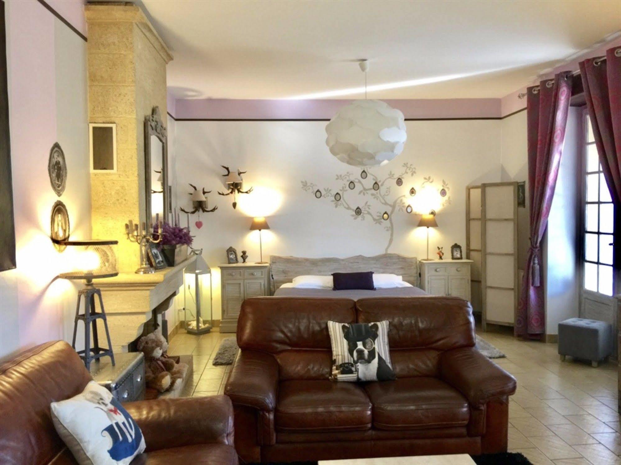 O Clair De Lune Au Coeur De Sarlat - Chambres Climatisees - Parking Prive - Piscine Chauffee - Spa Et Massages エクステリア 写真