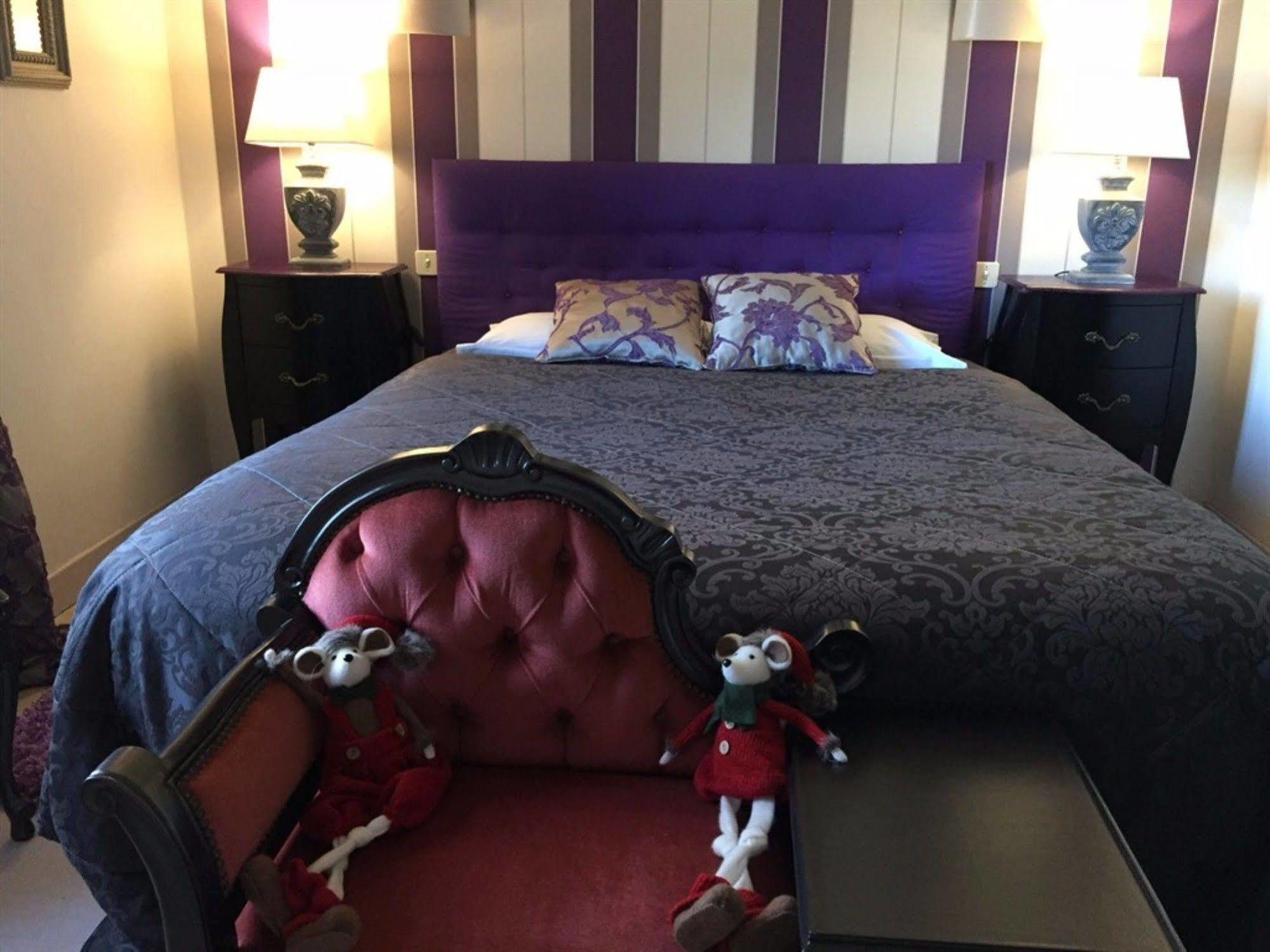 O Clair De Lune Au Coeur De Sarlat - Chambres Climatisees - Parking Prive - Piscine Chauffee - Spa Et Massages エクステリア 写真
